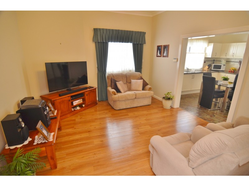 88 Sandford Avenue, Lithgow NSW 2790