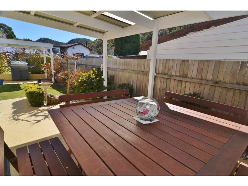 88 Sandford Avenue, Lithgow NSW 2790