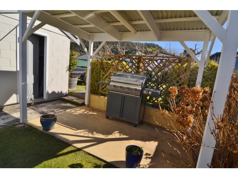 88 Sandford Avenue, Lithgow NSW 2790