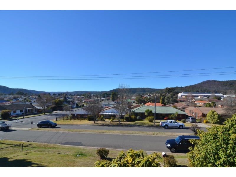 61 Musket Parade, Lithgow NSW 2790
