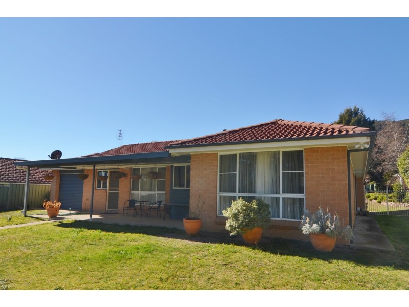 14 Casuarina Street, Lithgow NSW 2790