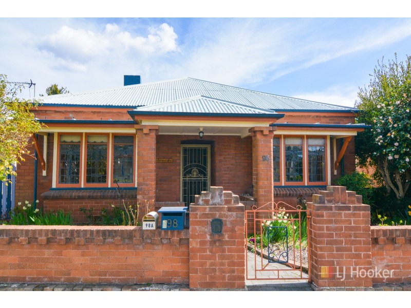 98 Hassans Walls Road, Lithgow NSW 2790