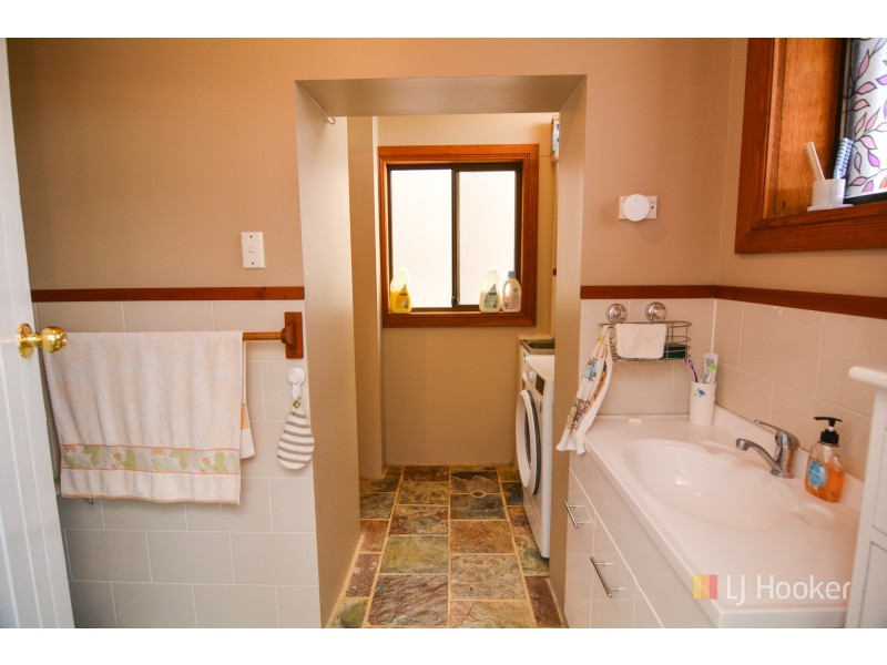 98 Hassans Walls Road, Lithgow NSW 2790