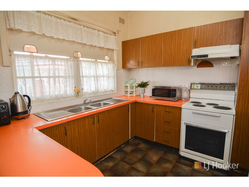 90 Cupro Street, Lithgow NSW 2790