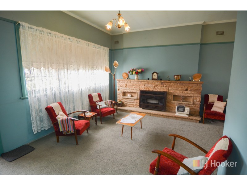 90 Cupro Street, Lithgow NSW 2790