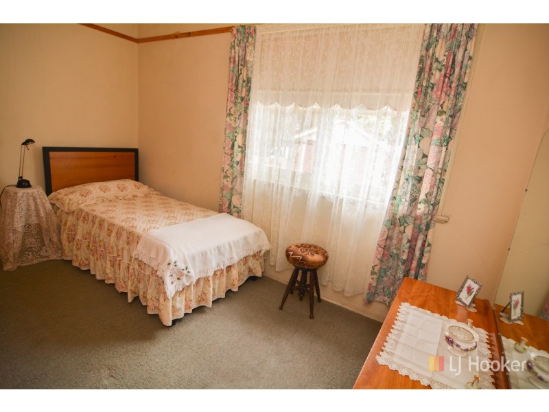 90 Cupro Street, Lithgow NSW 2790