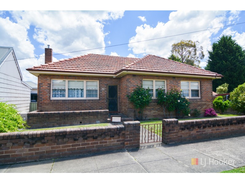90 Cupro Street, Lithgow NSW 2790