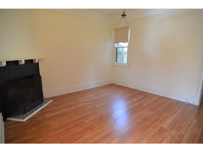 19 Mort Street, Lithgow NSW 2790