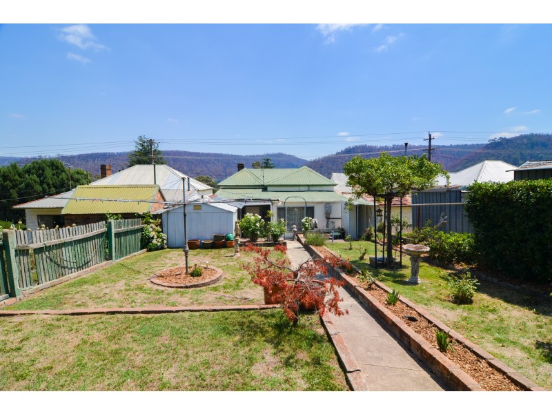 91 Chifley Road, Lithgow NSW 2790