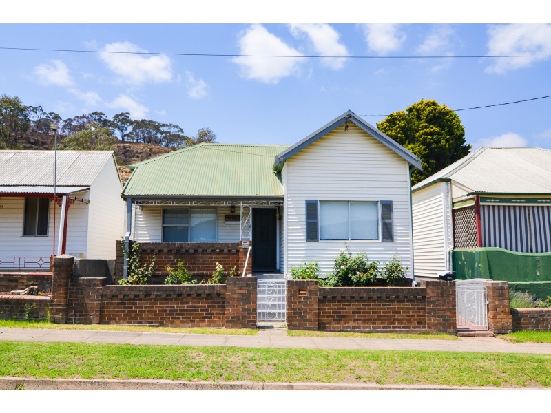 91 Chifley Road, Lithgow NSW 2790
