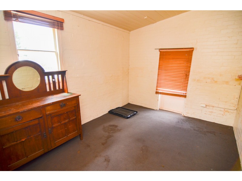 15 Wolgan Street, Portland NSW 2847