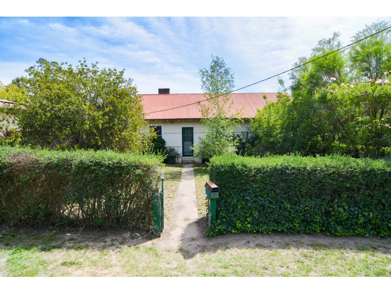 10 Bell Street, Portland NSW 2847