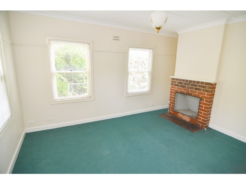 10 Bell Street, Portland NSW 2847