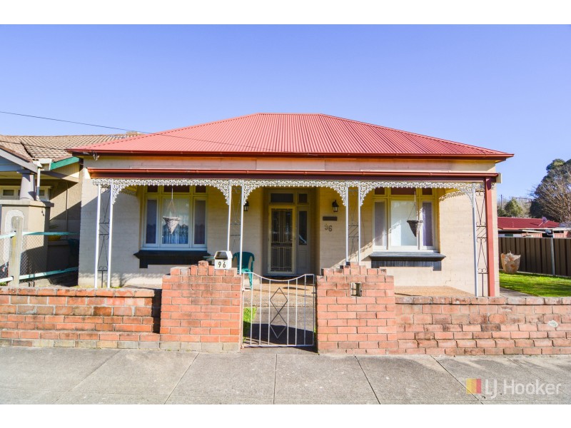 96 Calero Street, Lithgow NSW 2790