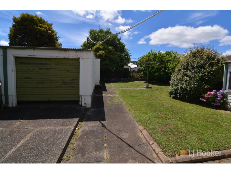 93 Calero Street, Lithgow NSW 2790