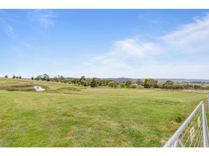 10 Oscar Parade, Portland NSW 2847