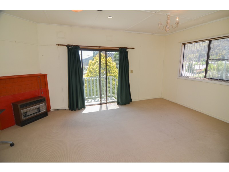 7 Fourth Street, Lithgow NSW 2790
