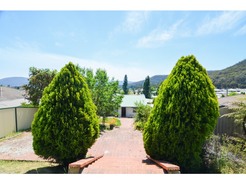 7 Fourth Street, Lithgow NSW 2790