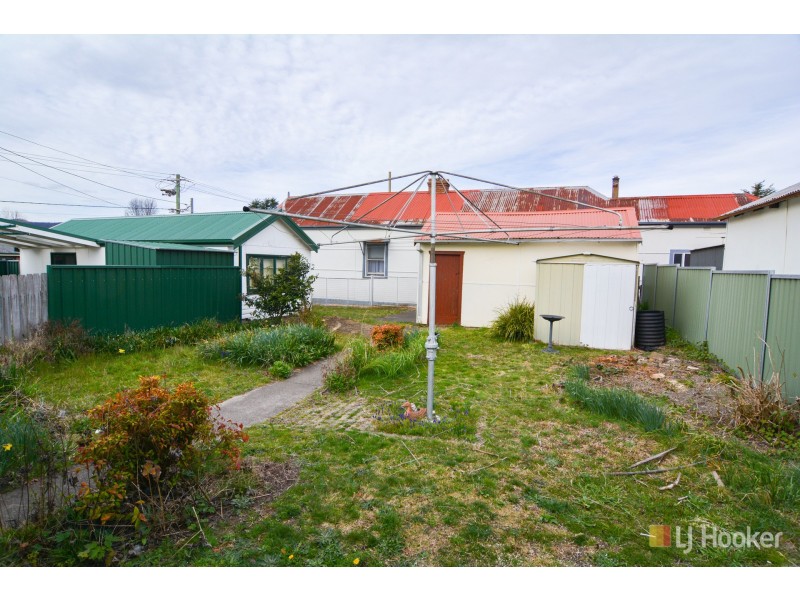 39 Rifle Parade, Lithgow NSW 2790