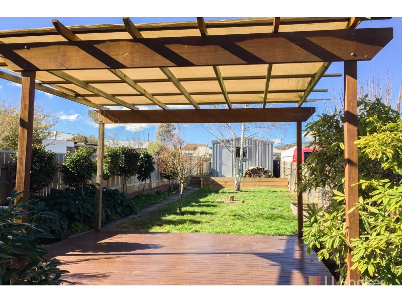 13 Waratah Street, Lithgow NSW 2790