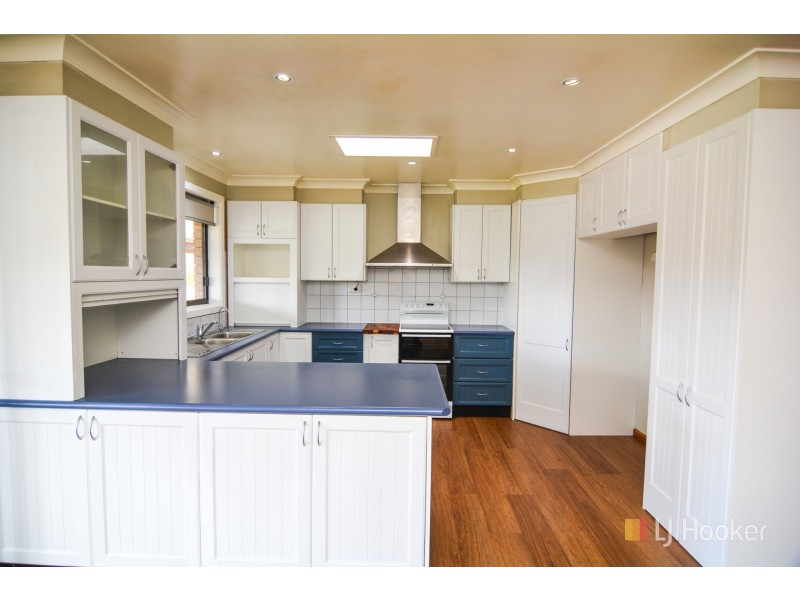 6 Burton Street, Portland NSW 2847