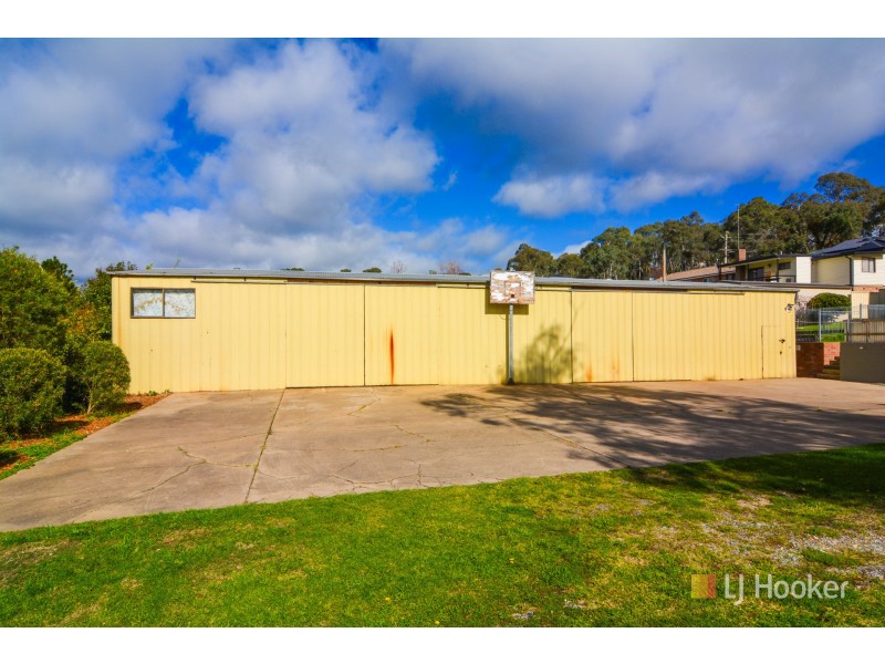 6 Burton Street, Portland NSW 2847
