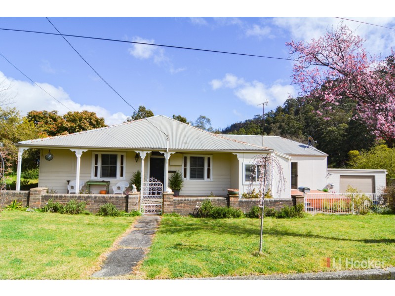 27 Brook Street, Lithgow NSW 2790