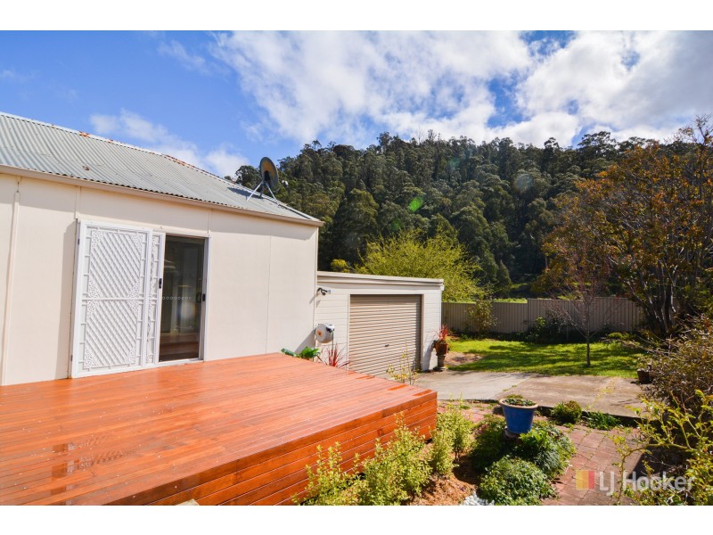 27 Brook Street, Lithgow NSW 2790