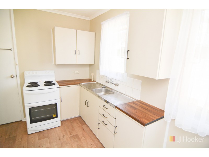 11 Hassan Street, Lithgow NSW 2790