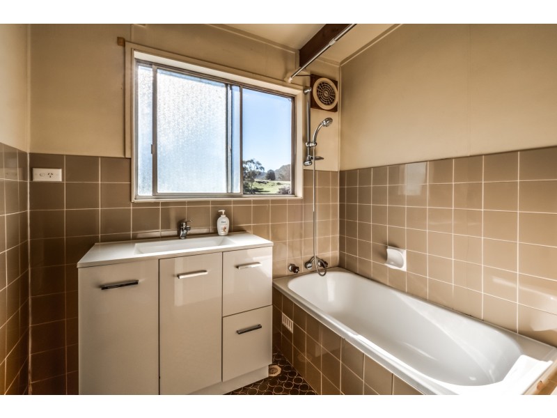 107 Reserve Road, Marrangaroo NSW 2790