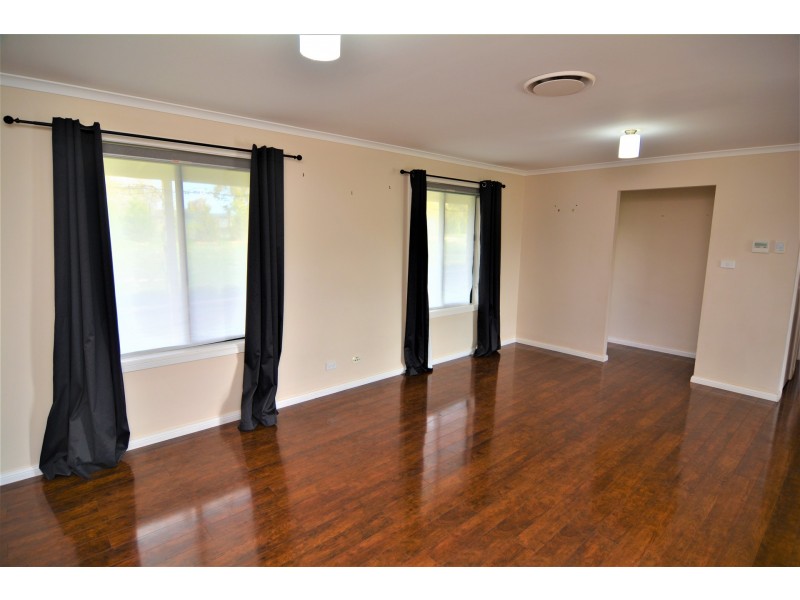 53 George Parade, Pipers Flat NSW 2847