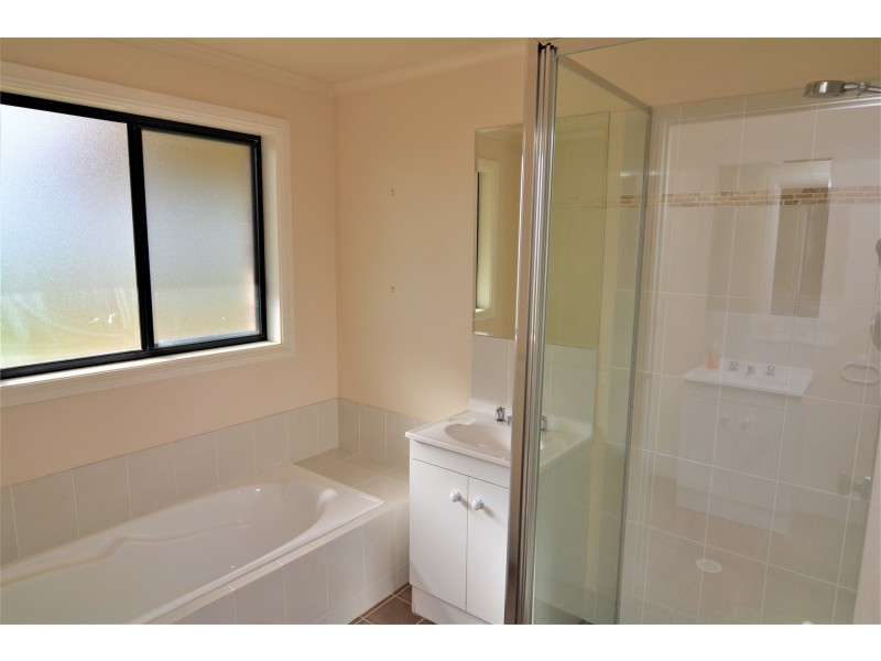 53 George Parade, Pipers Flat NSW 2847