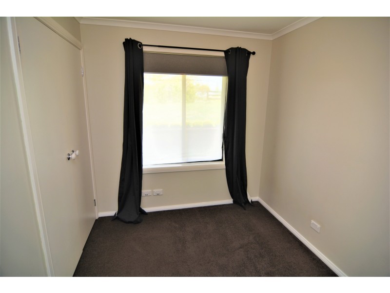 53 George Parade, Pipers Flat NSW 2847