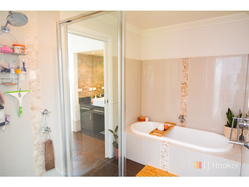 62 Cary Avenue, Wallerawang NSW 2845