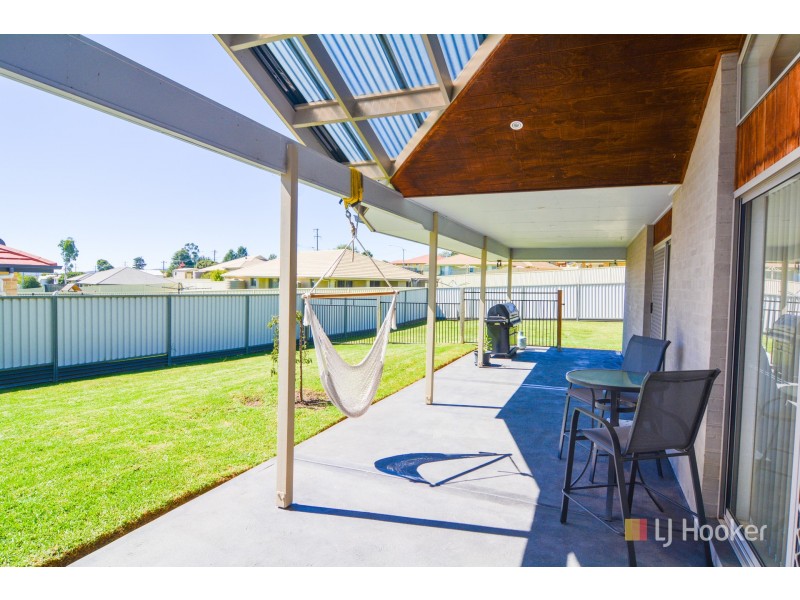 62 Cary Avenue, Wallerawang NSW 2845