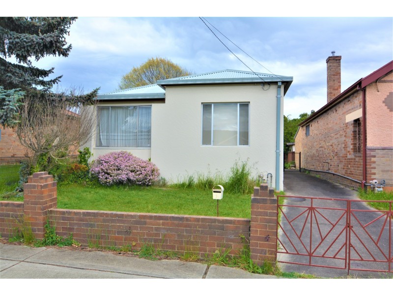 10 Academy Street, Lithgow NSW 2790