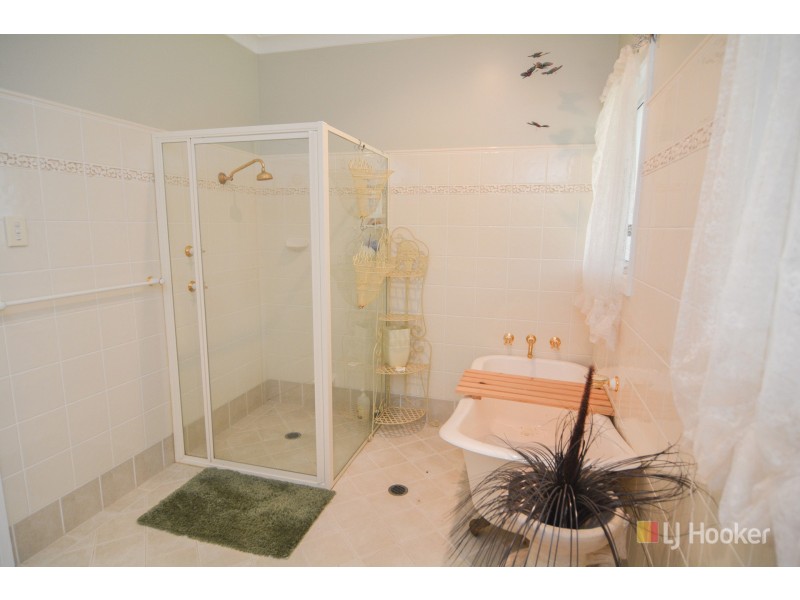 60 Daintree Close, South Bowenfels NSW 2790