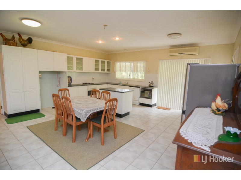 60 Daintree Close, South Bowenfels NSW 2790