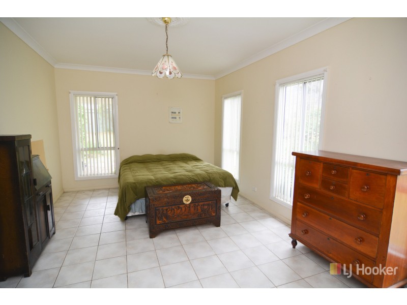 60 Daintree Close, South Bowenfels NSW 2790