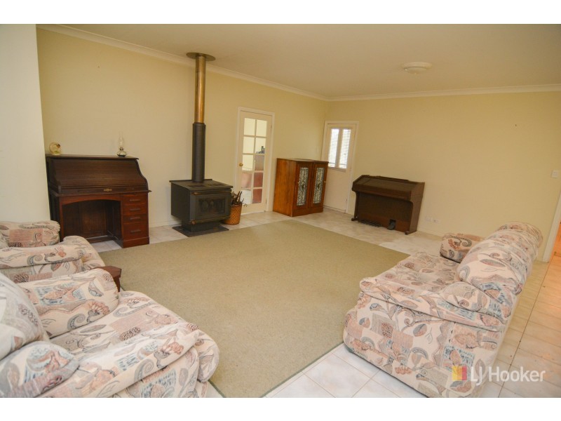 60 Daintree Close, South Bowenfels NSW 2790