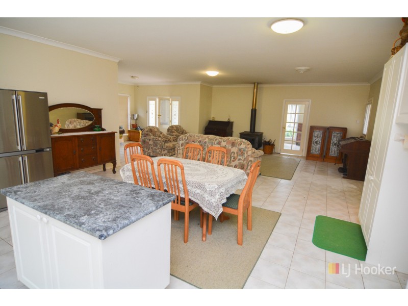 60 Daintree Close, South Bowenfels NSW 2790