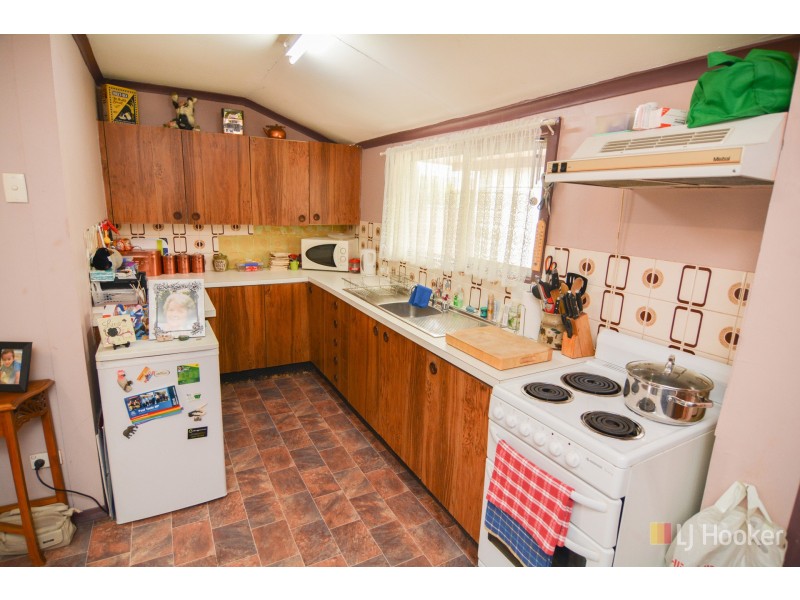 8 Tweed Road, Lithgow NSW 2790