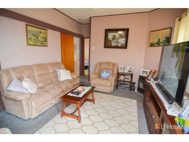 8 Tweed Road, Lithgow NSW 2790