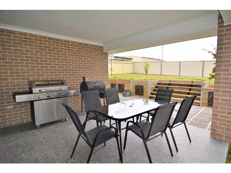 73 Lyon Parade, Wallerawang NSW 2845