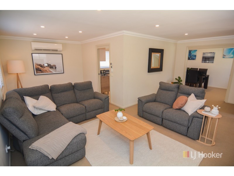 60 Musket Parade, Lithgow NSW 2790