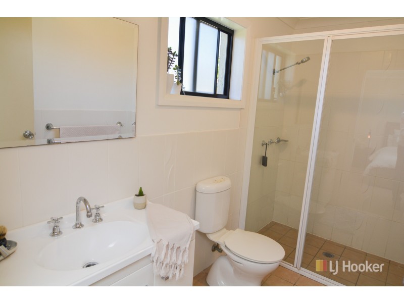 60 Musket Parade, Lithgow NSW 2790