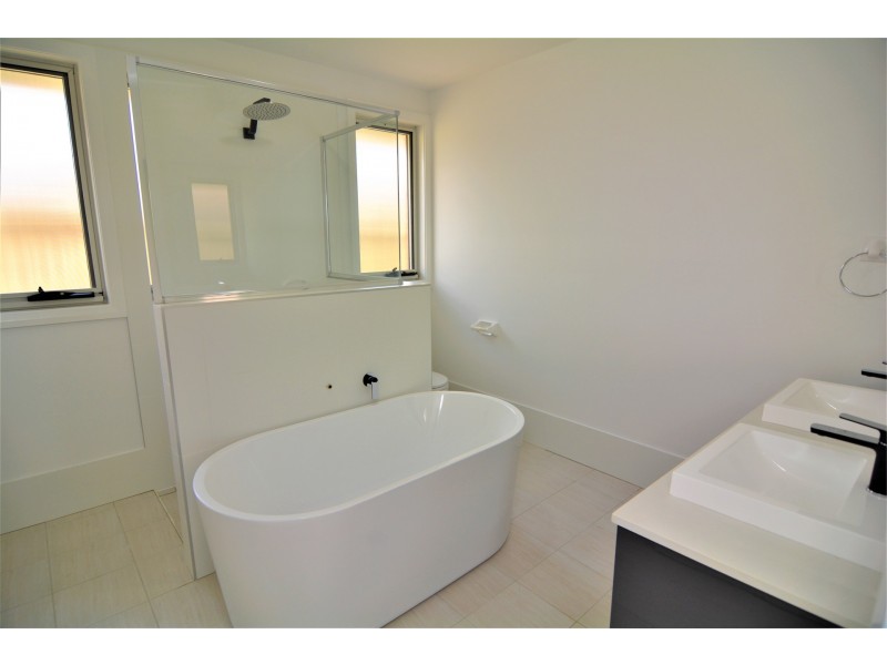 32 Henning Crescent, Wallerawang NSW 2845