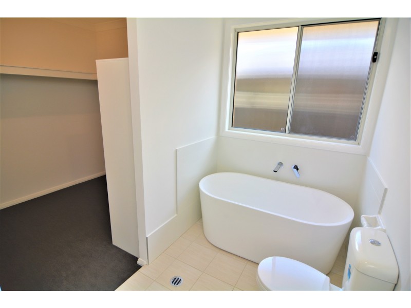 32 Henning Crescent, Wallerawang NSW 2845