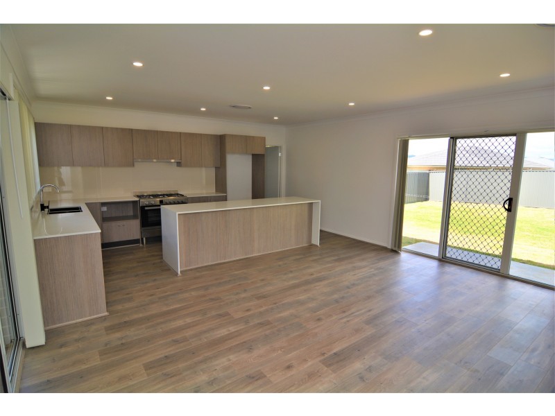 32 Henning Crescent, Wallerawang NSW 2845