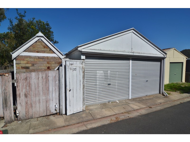 37 Calero Street, Lithgow NSW 2790